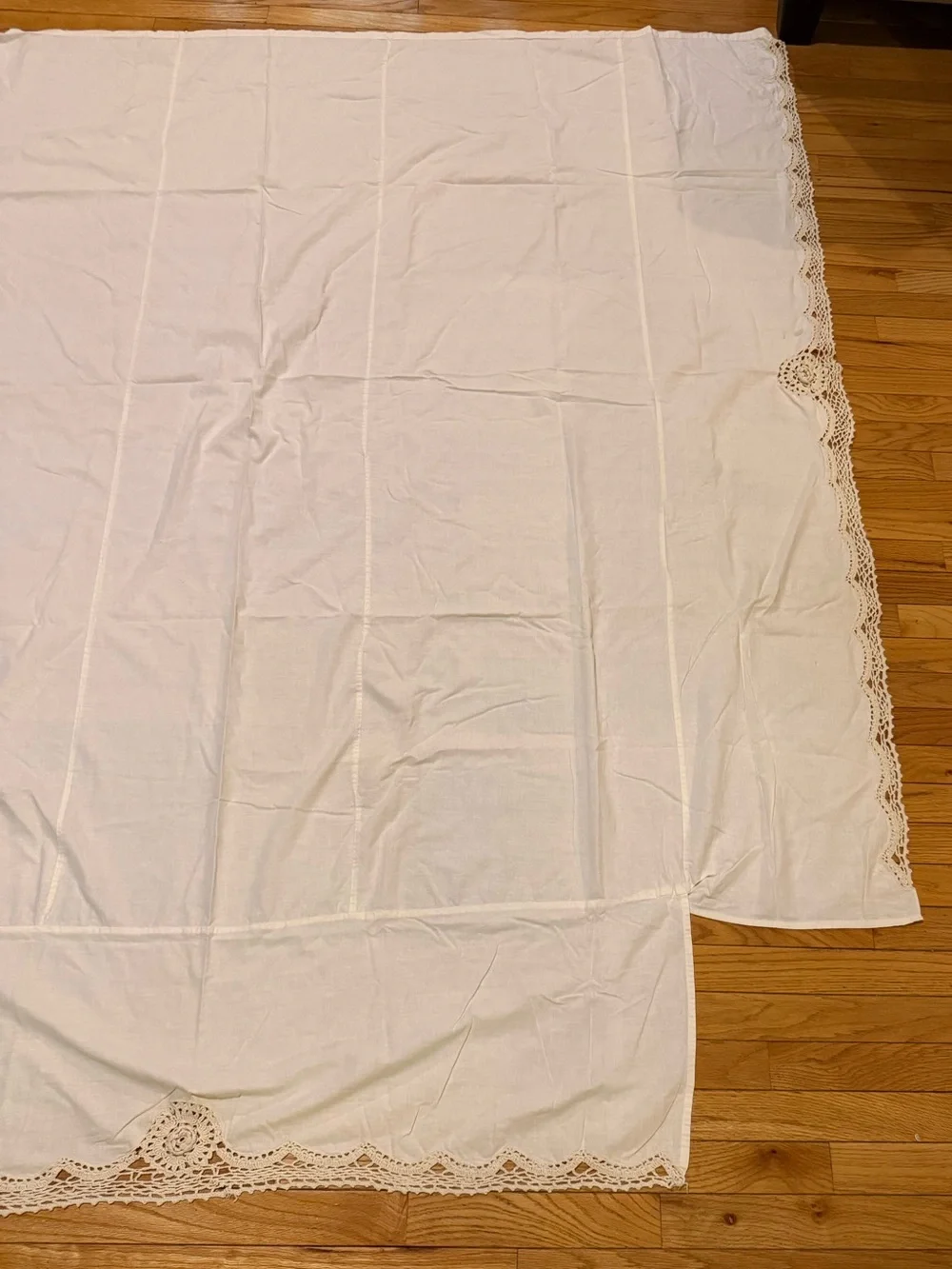 VTG Cotton Cream Crochet Lace  Edge Bed Skirt Dust Ruffle cottage country
